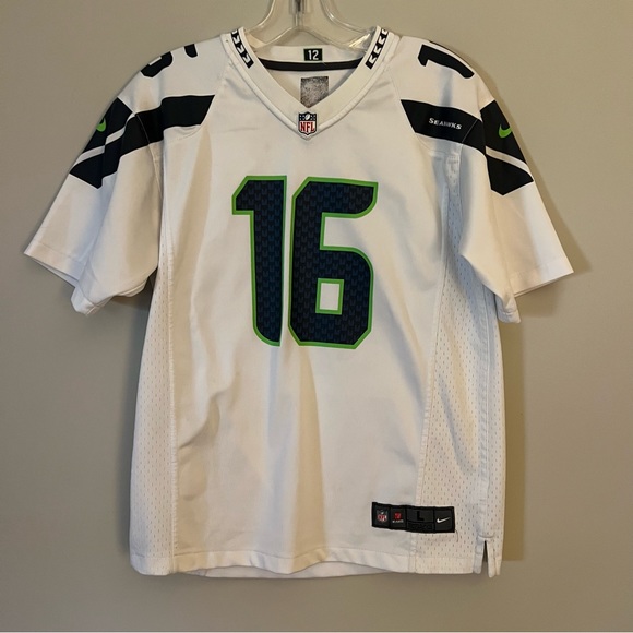 Seattle Seahawks NFL TYLER LOCKETT Jersey - Youth Small - Picture 1 of 3